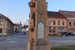 Kříž na Žižkově náměstí